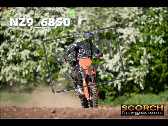 Thur01May-132