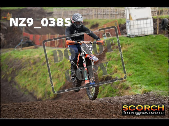 IntersGreenOrange-098
