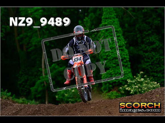 Experts-088