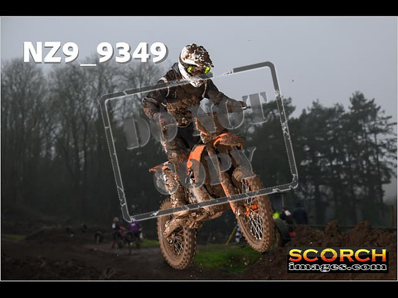 Experts-098