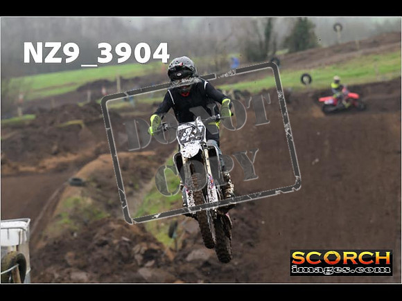 Experts-098