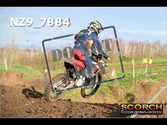 Experts-098