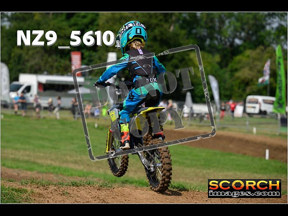 Auto 65'S-074
