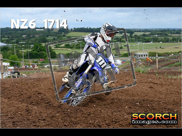 Experts-030