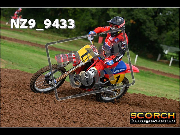 Experts-095