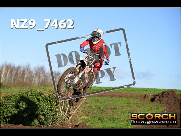 Experts-115