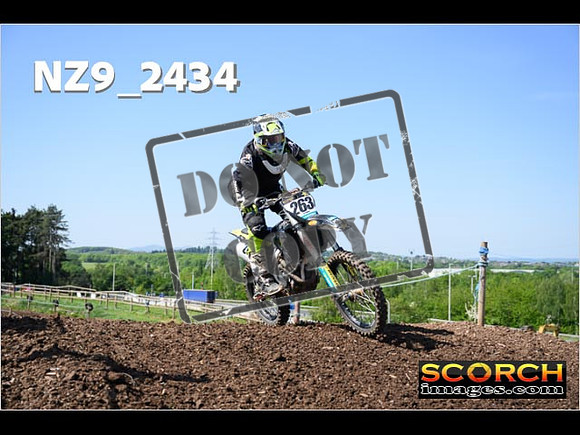Fri09May-057