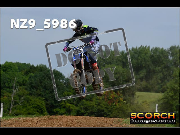 Experts-072