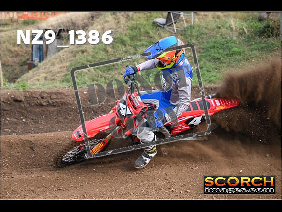 Experts-089