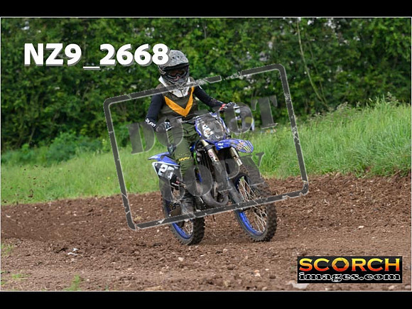 Experts-114