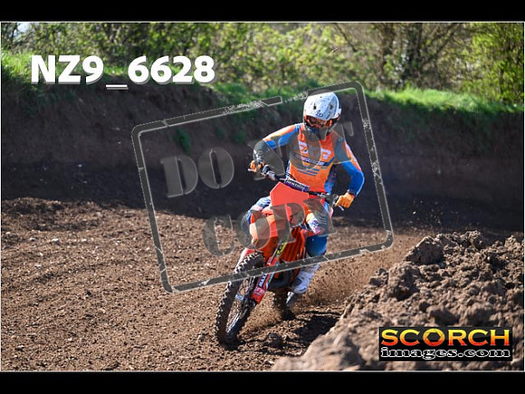 Experts-118