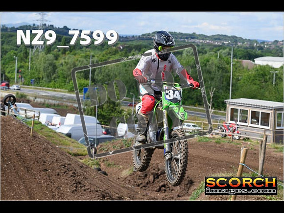 IntersGreenOrange-087