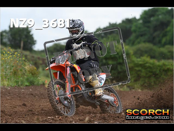 Experts-089