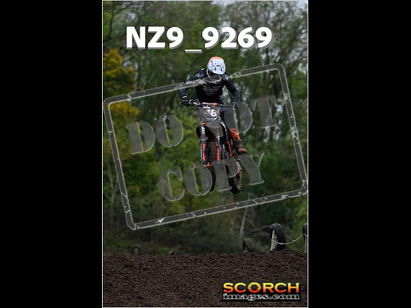 Experts-071