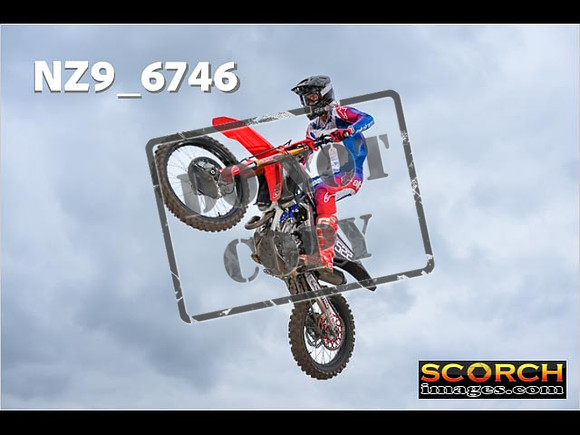 Experts-350