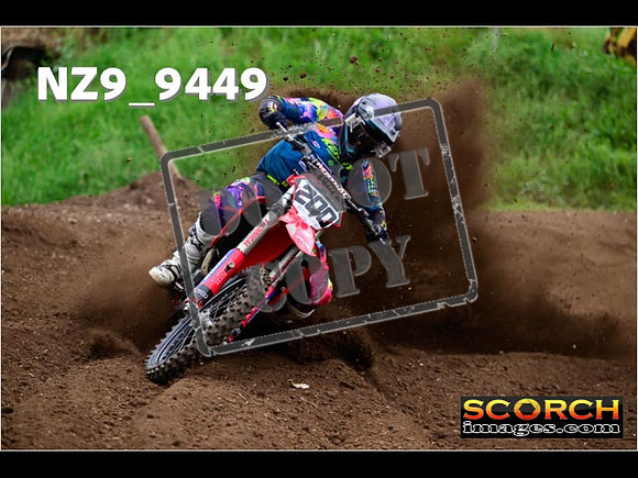 Experts-052