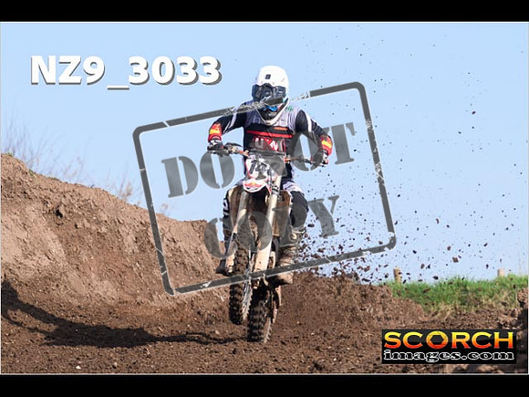 Experts-071