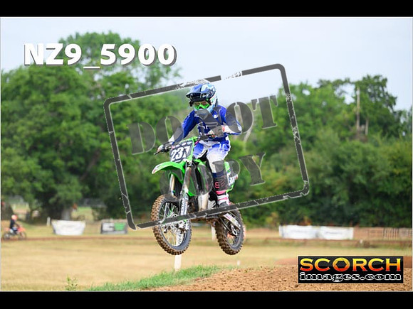 85's-025