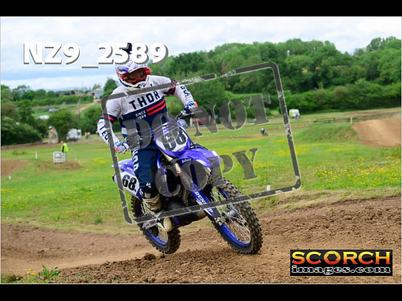 Experts-088