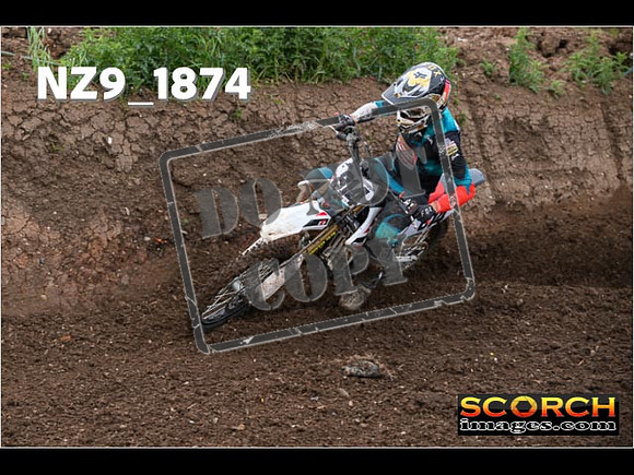 Experts-094