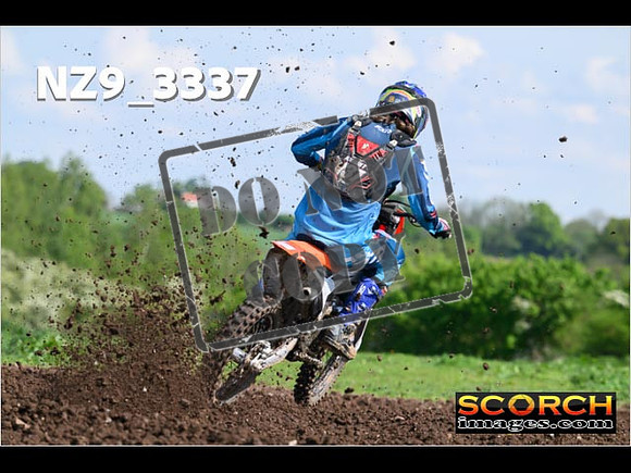 Experts-039