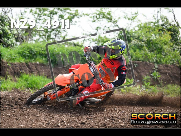 Experts-120
