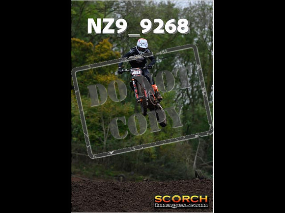 Experts-070