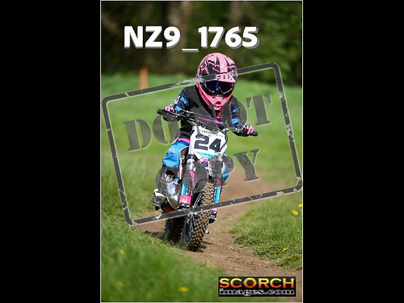 Pee Wee Kids Track-22