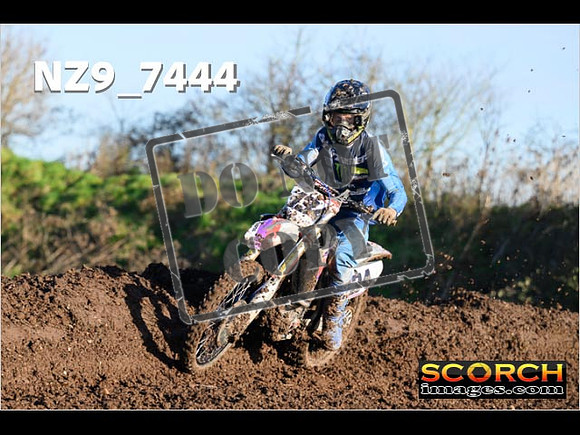Experts-098
