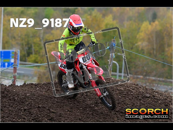 Youth-087