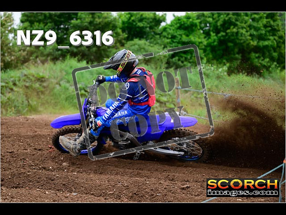 Experts-070