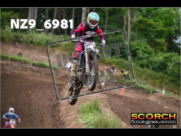 Experts-105