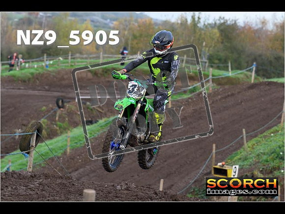 Experts-072
