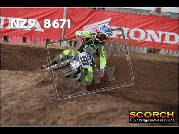 MX1-044