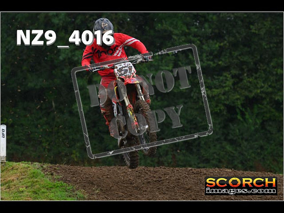 Experts-090