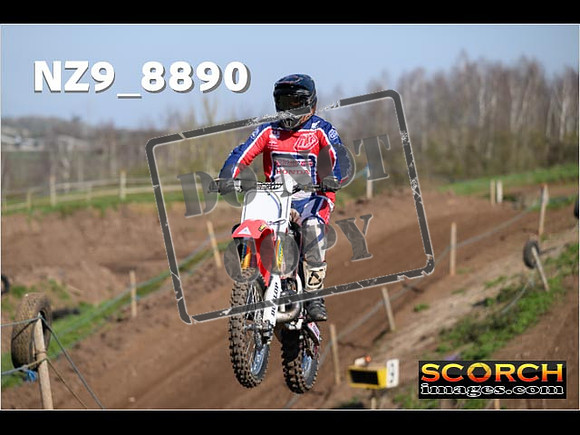 Thur20Mar-097