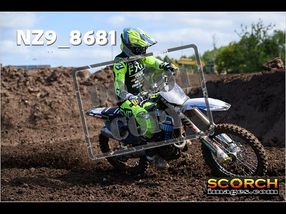 Thur27Jun-041