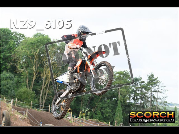 Experts-022