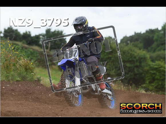 Inters-089