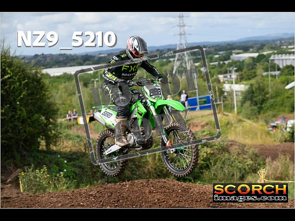 Inters Green-085