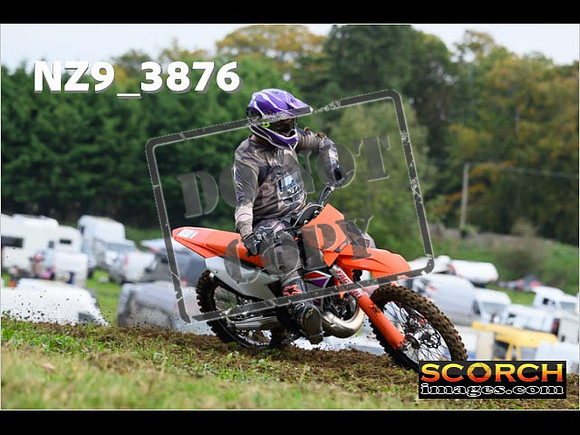 Experts-067