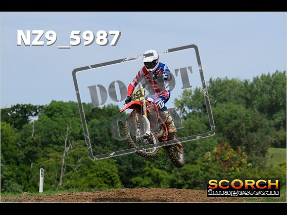 Experts-073