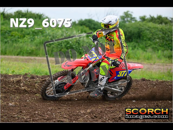 Experts-182