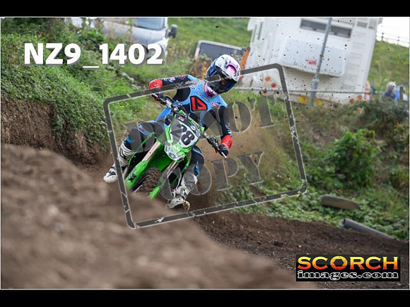 Experts-105