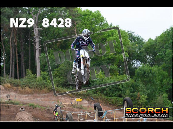 Experts-118