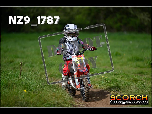 Pee Wee Kids Track-37