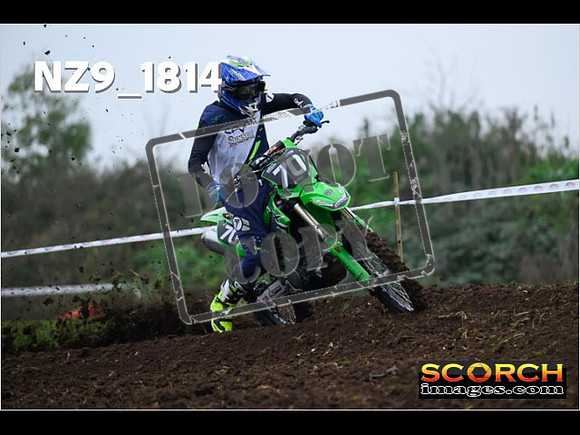 Inters-050