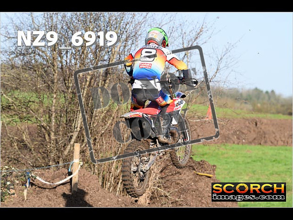 Experts-122