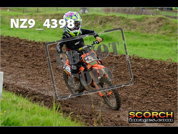 Auto 65'S-064