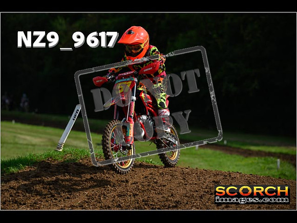 65's-032